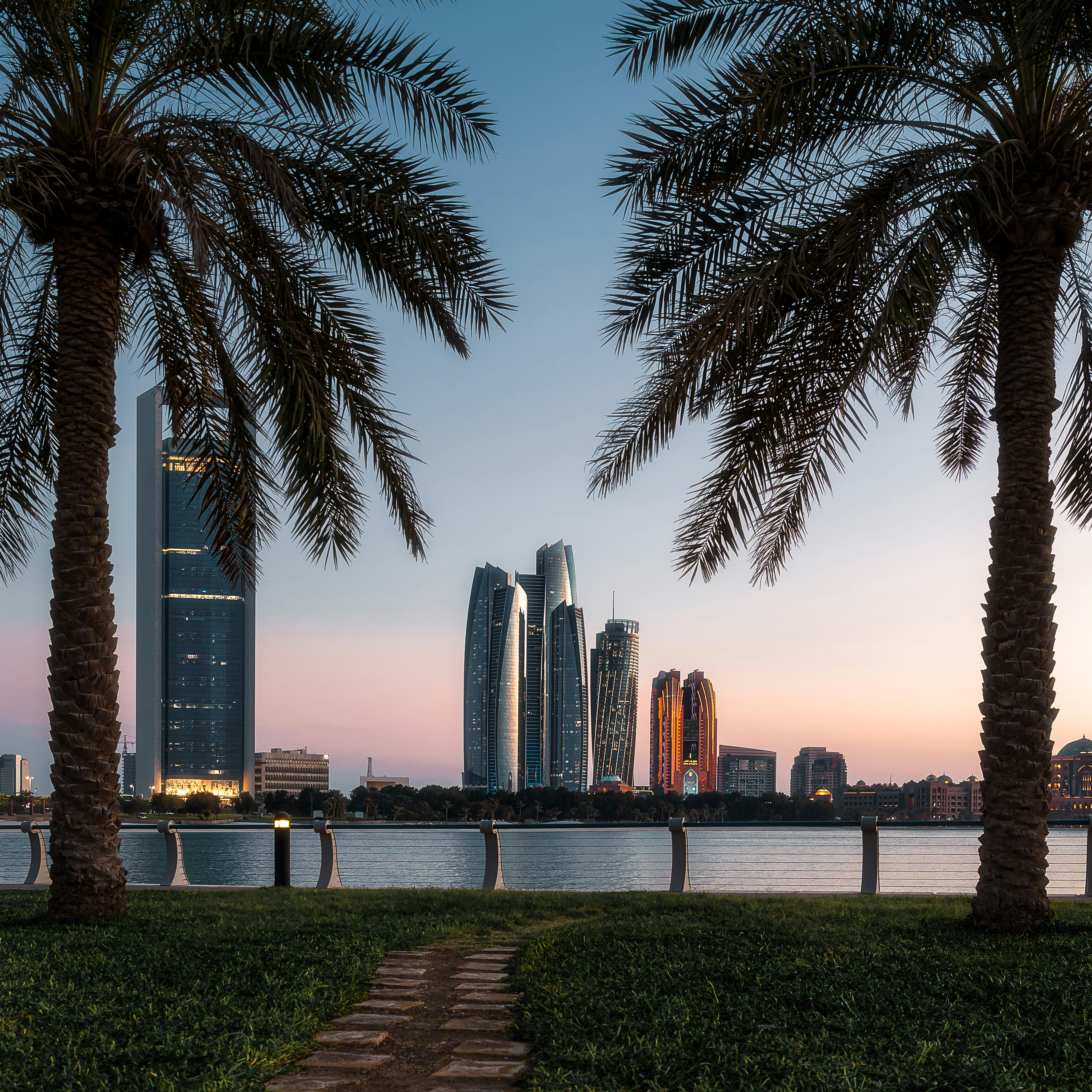 Dubai y Abu Dabi